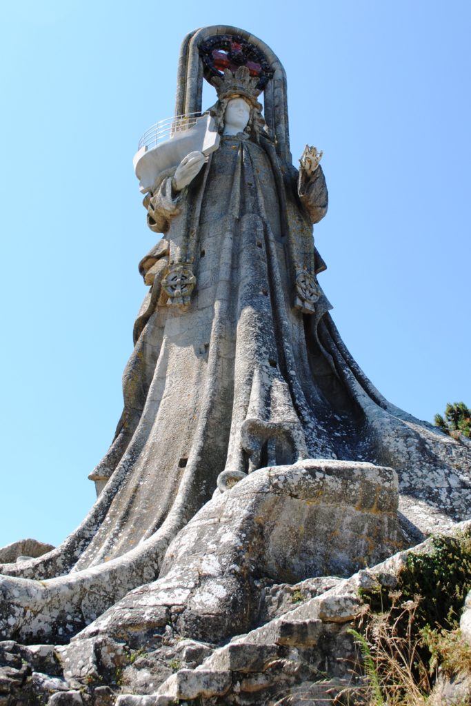 La Virgen de la Roca, en Baiona