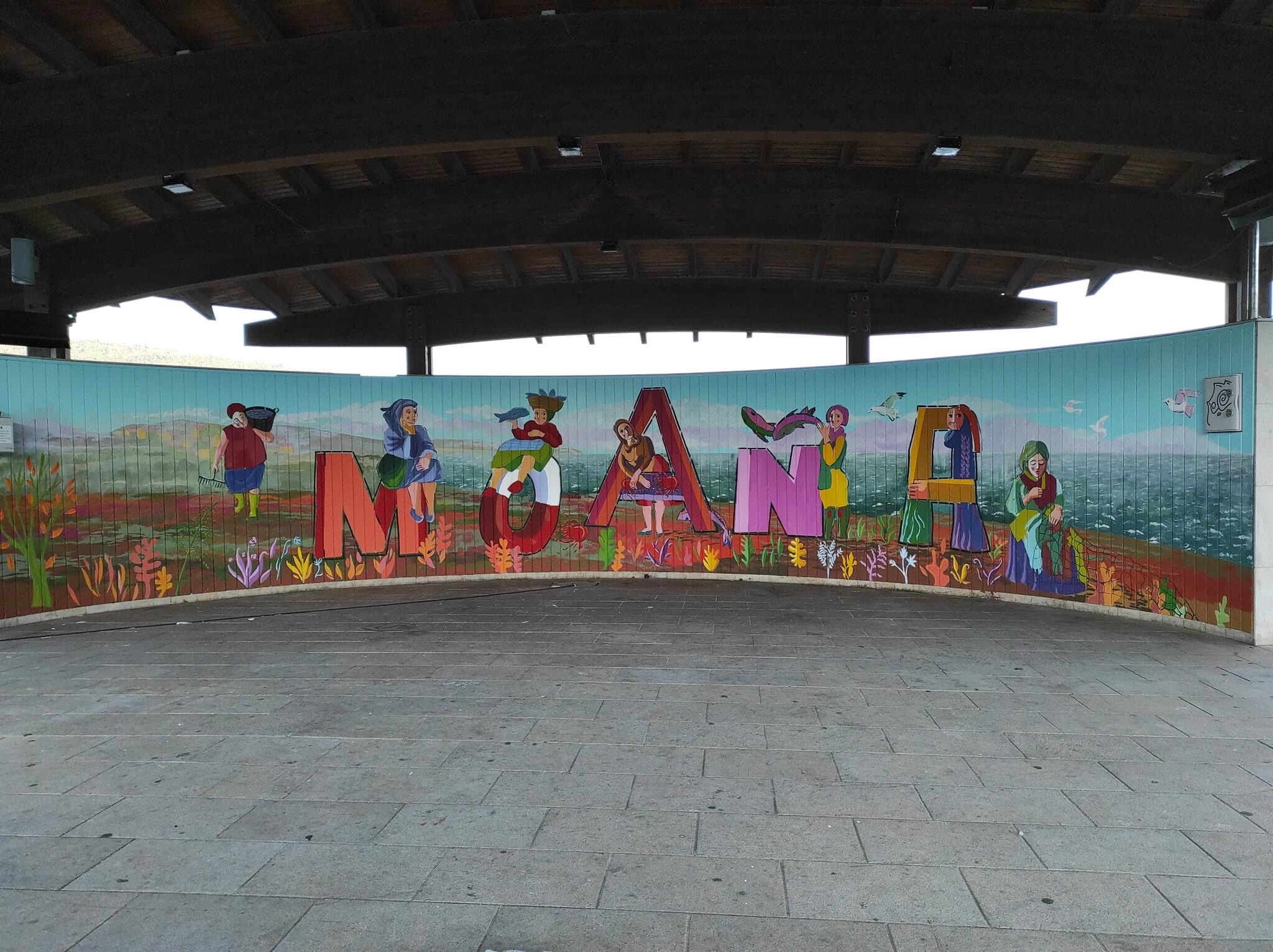 Carta abierta al autor de las pintadas del mural del palco de la música de Moaña