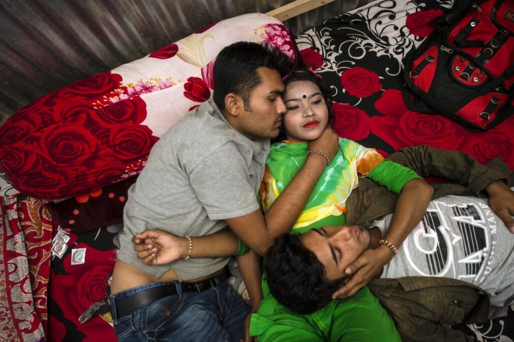 The longings of the others, de Sandra Hoyn