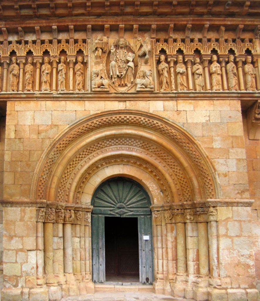Portada Sur de la Iglesia de San Juan Bautista (Moarves de Ojeda, Palencia)